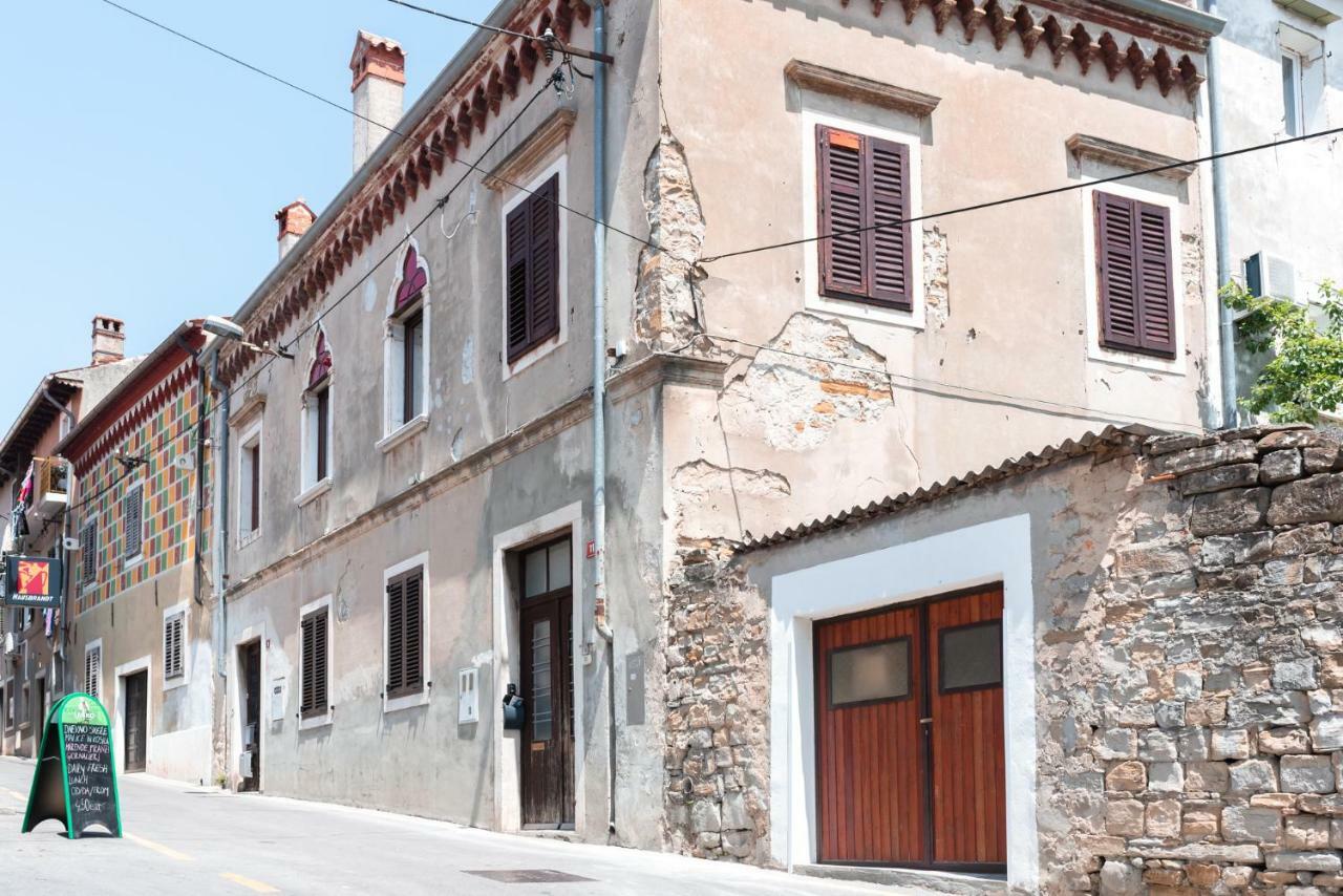 Apartament Demix *